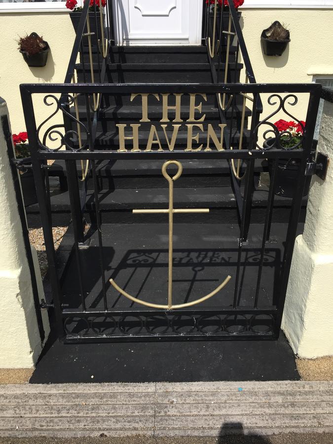 The Haven Hotell Holyhead Eksteriør bilde