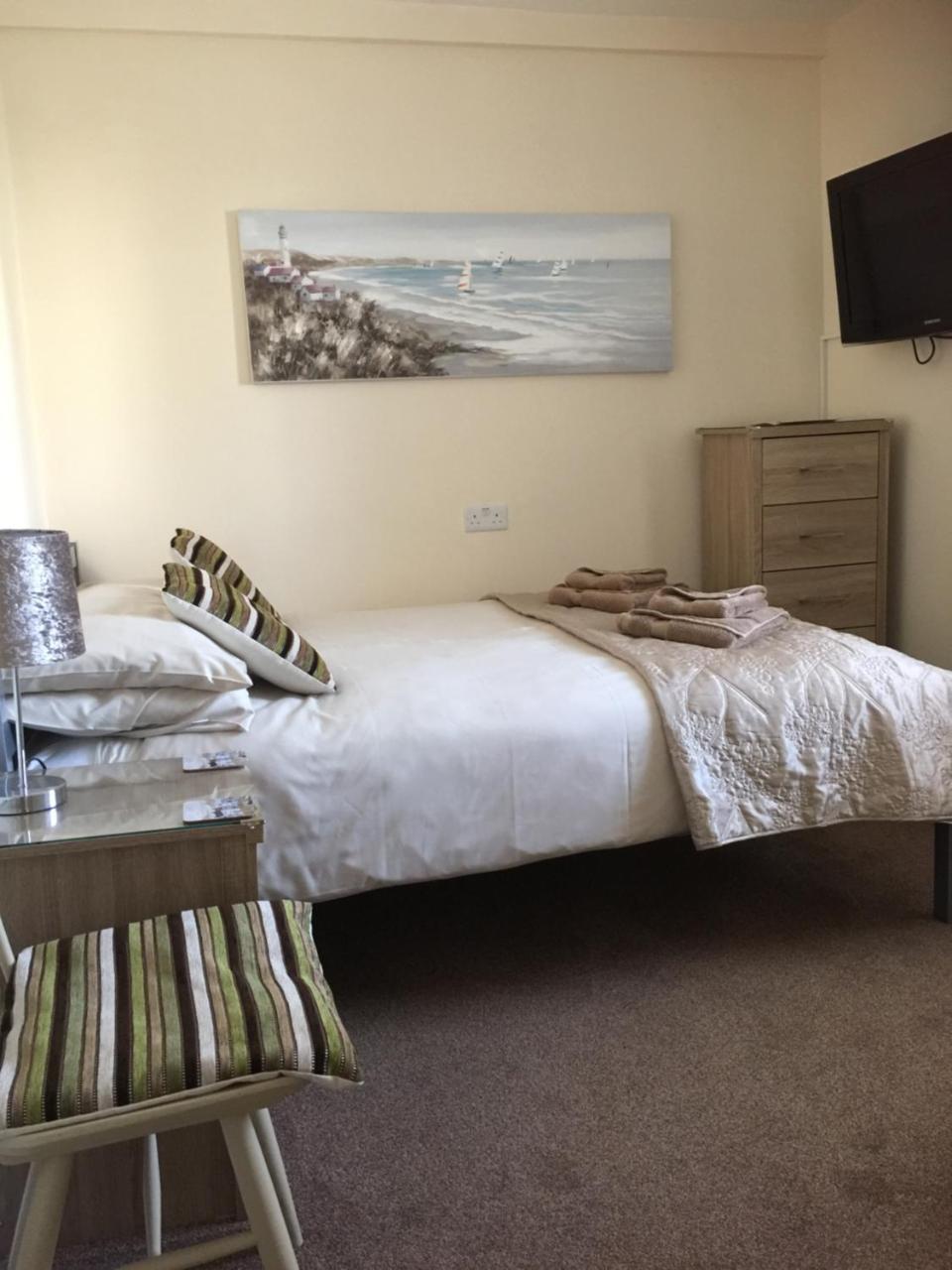 The Haven Hotell Holyhead Eksteriør bilde